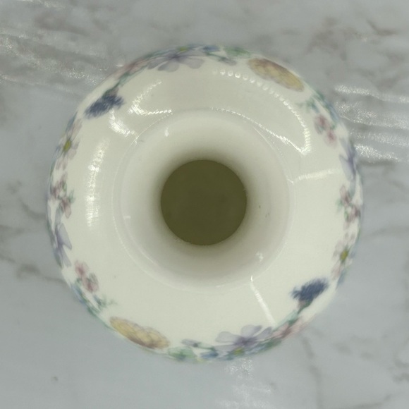 VTG 80s WEDGWOOD Vase - Picture 3 of 4